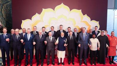 एआई समिट की ‘फैमिली फोटो’: नरेंद्र मोदी के साथ दिखे वैश्विक नेता, क्या कहती है तस्वीर?