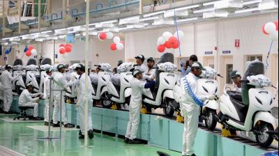 भारत में वित्त वर्ष 2026 में दोपहिया वाहनों की बिक्री रिकॉर्ड 22 मिलियन तक पहुंच गई: रिपोर्ट