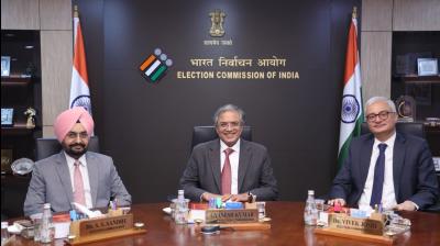 तमिलनाडु और पश्चिम बंगाल में बंपर मतदान, आजादी के बाद ऐतिहासिक वोटिंग पर आयोग ने जताई खुशी