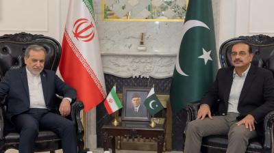 ईरान और अमेरिका के बीच सीजफायर को लेकर कवायद तेज, विदेश मंत्री अराघची ने असीम मुनीर से की मुलाकात