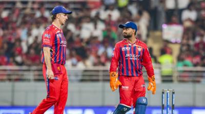 आईपीएल 2026: केकेआर के खिलाफ एलएसजी ने टॉस जीतकर चुनी गेंदबाजी, जॉर्ज लिंडे की वापसी