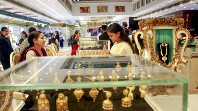 भारत में सोने में निवेश की हिस्सेदारी वर्ष 2025 में बढ़कर हुई 42 प्रतिशत, गोल्ड ईटीएफ और सिक्कों की बढ़ी मांग