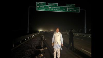 सीएम धामी ने ढाई घंटे में दिल्ली से देहरादून का सफर किया तय, बोले- ये नए भारत की तेज रफ्तार