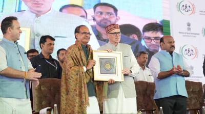 पीएमजीएसवाई-IV के तहत जम्मू-कश्मीर को मिलीं 8,000 करोड़ रुपए की सड़क परियोजनाएं