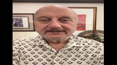 टेक्सटाइल किंग वासु श्रॉफ के निधन पर भावुक हुए अनुपम खेर, शेयर किया पहली मुलाकात का किस्सा