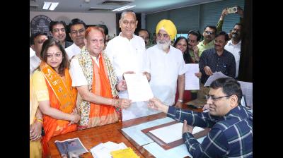 दिल्ली नगर निगम चुनाव में भाजपा की जीत, नए मेयर बने प्रवेश वाही
