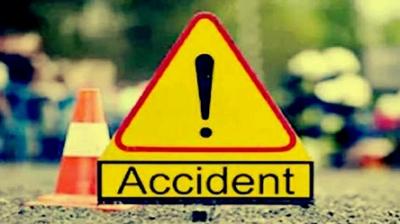 उत्तर प्रदेश: उन्नाव में भीषण सड़क हादसा, मुंडन संस्कार में जा रहे छह लोगों की मौत