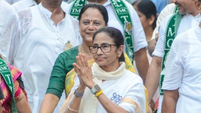 बंगाल एग्जिट पोल: टीएमसी और भाजपा में कांटे की टक्कर, जानें किसकी बनेगी सरकार?