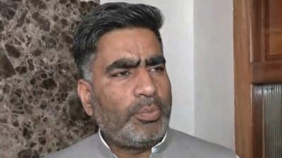 यूपी में रमजान पर लाउडस्पीकर की अनुमति न देने के फैसले को सपा ने बताया गलत, शंकराचार्य विवाद पर उठाए सवाल