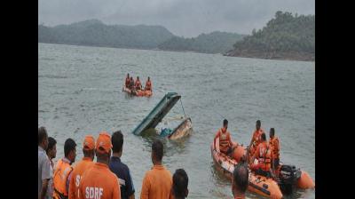 मध्य प्रदेश: बरगी डैम में पर्यटक नाव पलटने से 4 लोगों की मौत, 18 लापता