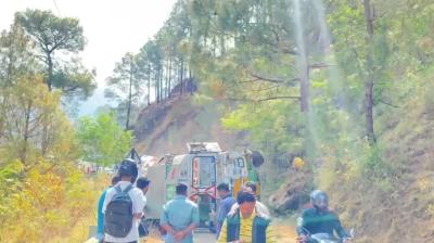तमिलनाडु के यरकाड और उत्तराखंड के टिहरी में सड़क हादसे, बिजली और यातायात व्यवस्था प्रभावित