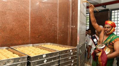 तिरुपति लड्डू मामला: आंध्र प्रदेश सरकार ने एक सदस्यीय समिति का गठन किया