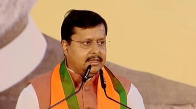 पश्चिम बंगाल: सुवेंदु अधिकारी को विधायक दल का नेता चुने जाने पर भाजपा अध्यक्ष ने दी बधाई