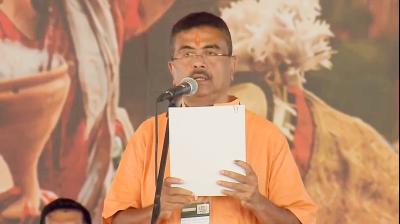 सुवेंदु अधिकारी ने ली सीएम पद की शपथ, ऐसा रहा है राजनीतिक सफर