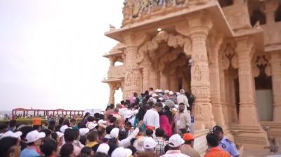 सोमनाथ मंदिर में अमृत पर्व पर उमड़ा आस्था का सैलाब, मध्य प्रदेश से पहुंचे 1100 भक्त