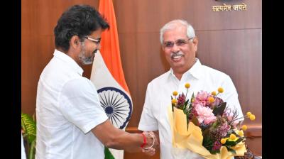 तमिलनाडु में विजय का पथ आसान, 120 विधायकों के समर्थन से सीएम बनने का रास्ता साफ