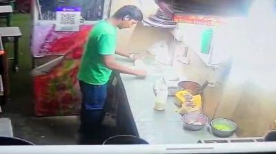 नोएडा में पिज्जा बनाते समय थूकने का आरोप, वीडियो वायरल होने पर आरोपी गिरफ्तार