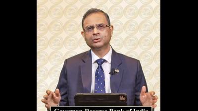 ईरान के साथ युद्ध जारी रहने पर बढ़ सकती हैं ईंधन की कीमतें: आरबीआई गवर्नर