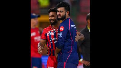 आईपीएल 2026: आरआर ने एलएसजी के खिलाफ टॉस जीतकर गेंदबाजी चुनी, रॉयल्स की कप्तानी जायसवाल कर रहे