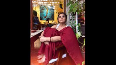 रिद्धि डोगरा ने बताया खुद से प्यार करने का हुनर, कहा- अकेले रहना कमजोरी नहीं, ताकत है