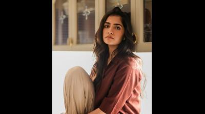 'यह निजता का उल्लंघन', एआई से बनाई गई फर्जी तस्वीरों पर भड़कीं रुक्मिणी वसंत