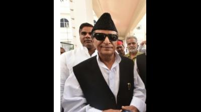 आजम खान की मुश्किलें बढ़ीं, दो पैन कार्ड मामले में 7 साल की सजा बढ़कर 10 साल हुई