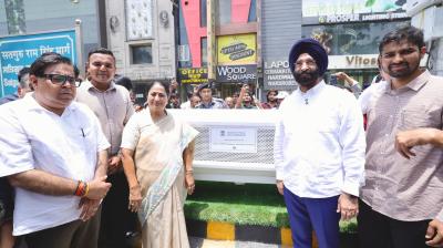 प्रदूषण पर ‘मेड इन इंडिया’ प्रहार, सीएम रेखा गुप्ता ने तीन ‘अल्ट्रा-मॉडर्न’ एयर प्यूरीफायर्स का किया ग्राउंड निरीक्षण