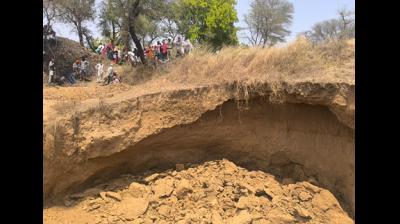 मध्य प्रदेश : पन्ना में निर्माणाधीन कुआं धंसा, 5 मजदूरों की मौत