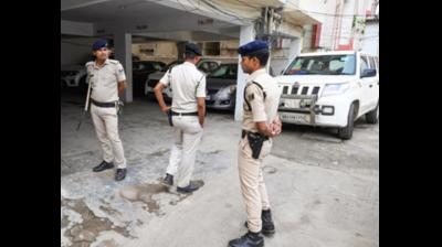 आय से अधिक संपत्ति जमा करने के आरोप में ईओयू ने बीडीओ के ठिकानों पर मारा छापा