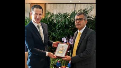 शांगरी-ला डायलॉग में भारत की सक्रिय कूटनीति, रक्षा सचिव ने कई देशों के प्रतिनिधियों से की मुलाकात
