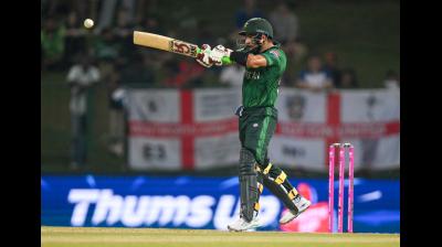 टी20 वर्ल्ड कप: पाकिस्तान के नए 'सिक्सर किंग' बने साहिबजादा फरहान, दर्ज हुआ बड़ा रिकॉर्ड
