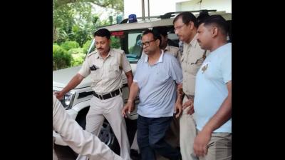 पश्चिम बंगाल : भ्रष्टाचार के आरोप में पूर्व तृणमूल विधायक देबप्रसाद बाग गिरफ्तार