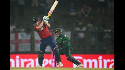 टी20 वर्ल्ड कप: कप्तान हैरी ब्रूक ने खेली शतकीय पारी, इंग्लैंड ने पाकिस्तान को 2 विकेट से हराया