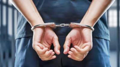 खान सर कोचिंग सेंटर विवाद: वायरल वीडियो के बाद दो गार्ड हिरासत में, घटना की जांच तेज