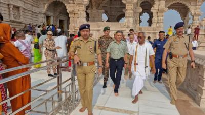 अयोध्या: रामलला के दरबार में पहुंचे थल सेना प्रमुख, हनुमानगढ़ी में भी किया दर्शन