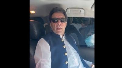 पाकिस्तान: इमरान खान के इलाज से उनकी पार्टी पीटीआई संतुष्ट नहीं, शीर्ष अदालत में डाली अर्जी