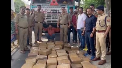 उत्तर प्रदेशः कानपुर में पुलिस ने 10 करोड़ रुपये का 6 क्विंटल गांजा जब्त किया