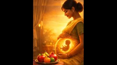प्रेग्नेंसी में इन फलों का करें सेवन, मां के साथ शिशु के लिए भी फायदेमंद