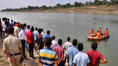 मध्य प्रदेश: सोन नदी में नहाते समय चार लोग बहे, एक का शव बरामद और तीन की तलाश जारी