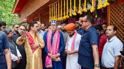 सीएम उमर अब्दुल्ला ने खीर भवानी मेले की तैयारी का लिया जायजा, 22 जून से पहले सभी व्यवस्थाएं पूरी करने का आश्वासन