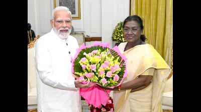 देश की प्रथम नागरिक को जन्मदिन की बधाई, पीएम मोदी बोले- राष्ट्रपति मुर्मु का जीवन साहस और जनसेवा की प्रेरक मिसाल