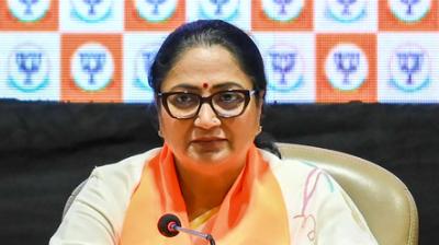 दिल्ली सरकार जनसेवा को जनता के द्वार तक पहुंचाने में पूरी तरह सफल रही: सीएम गुप्ता