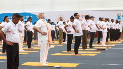 कोलकाता में योग दिवस कार्यक्रम का समापन, पीएम मोदी बोले- 'लोगों ने निभाया आदर्श नागरिक का कर्तव्य'