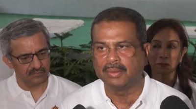री-नीट एग्जाम : तैयारी पूरी, केंद्रीय शिक्षा मंत्री धर्मेंद्र प्रधान बोले- सभी छात्र बिना किसी डर के परीक्षा दें