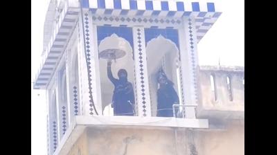 उत्तराखंड: नगरासू गुरुद्वारे की छत पर अभी भी डटे हैं निहंग सिख, सीएम भगवंत मान ने सीएम धामी से की बात