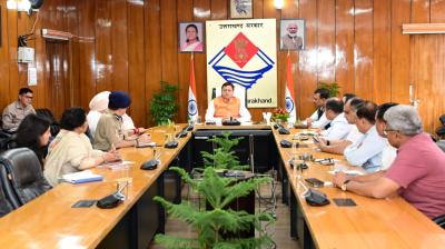 चारधाम एवं हेमकुंट साहिब यात्रा में श्रद्धालुओं की सुविधा सर्वोच्च प्राथमिकता: सीएम पुष्कर सिंह धामी