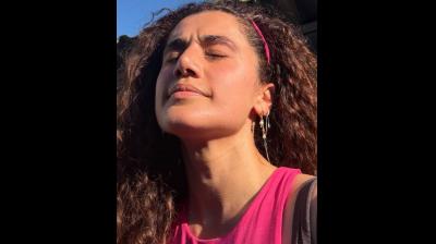 तापसी पन्नू का फिटनेस चैलेंज : 60 मिनट में किए 275 बर्पीज, 200 सिट-अप्स और 150 पुश-अप्स