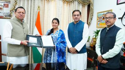 सीएम धामी से मिलीं सपना राणा, जर्मनी में मिला उत्तराखंड की बेटी को बड़ा अवसर