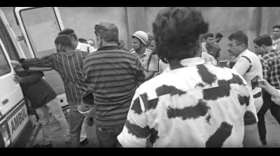 कोलकाता : तारातला में निर्माणाधीन गोदाम की छत ढही, कई मजदूर मलबे में फंसे