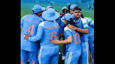 दूसरे वनडे में ऑस्ट्रेलिया ने भारतीय महिला टीम को 5 विकेट से हराया, सीरीज में 2-0 की बढ़त बनाई